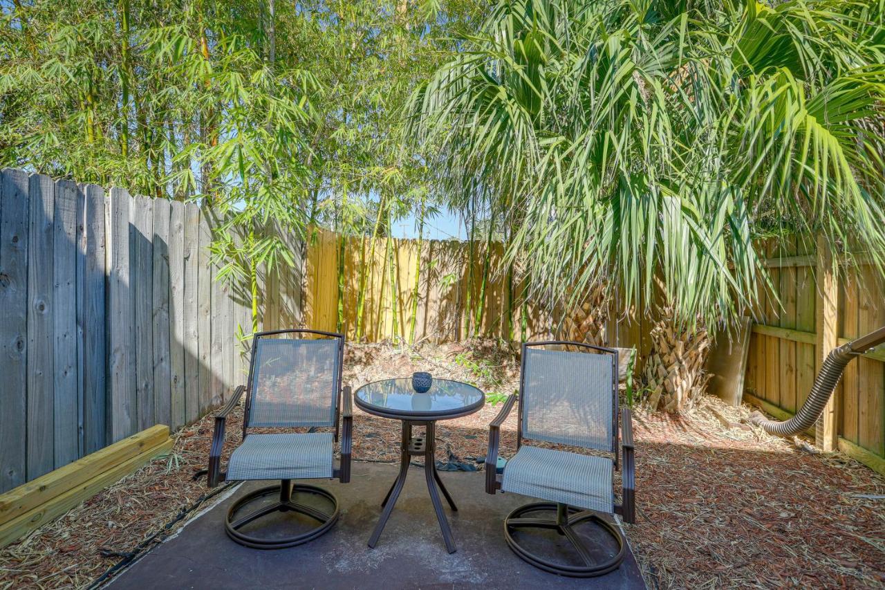 Breezy Cape Canaveral Townhome About 1 Mi To Beach! Eksteriør bilde